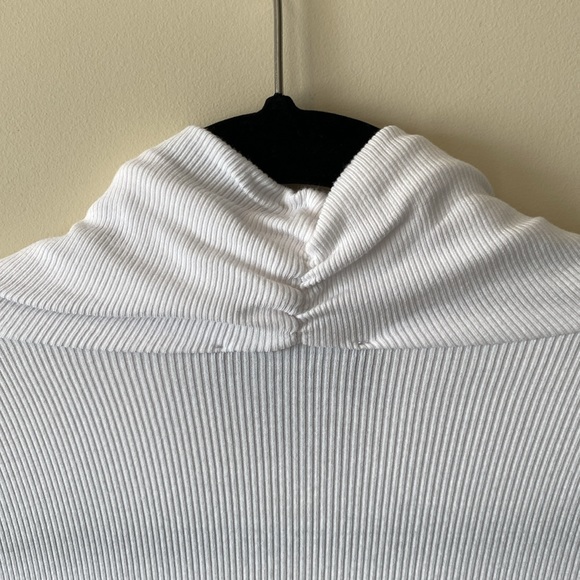 Fifteen Twenty Ribbed Cowl Neck Top - White - Size‎ XS - Picture 6 of 7